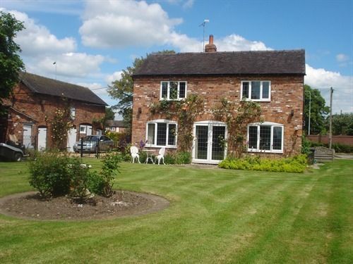 Corner Farm Bed & Breakfast Crewe Bagian luar foto