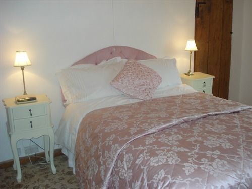 Corner Farm Bed & Breakfast Crewe Bagian luar foto