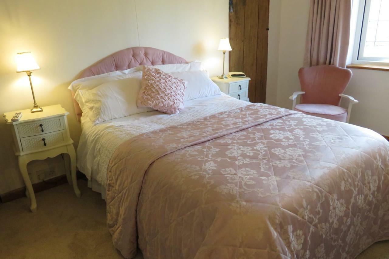 Corner Farm Bed & Breakfast Crewe Bagian luar foto