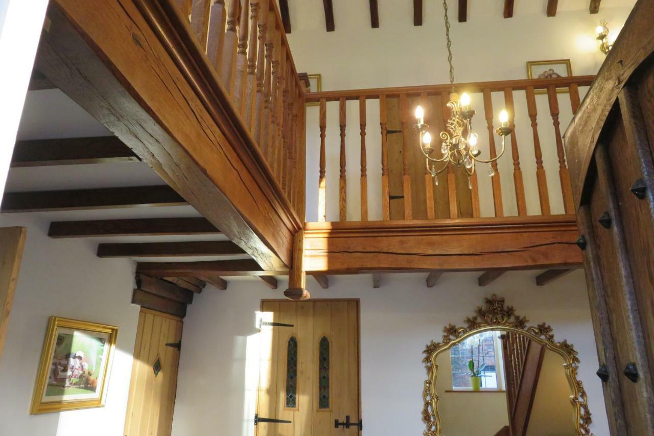 Corner Farm Bed & Breakfast Crewe Bagian luar foto